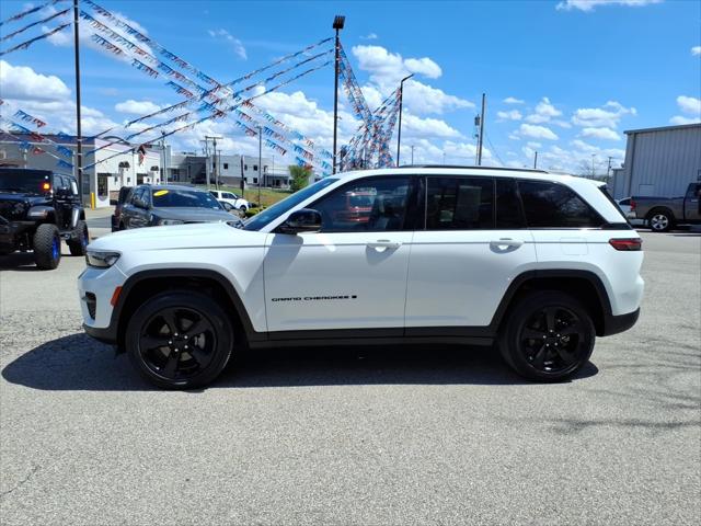 2023 Jeep Grand Cherokee Altitude 4x4