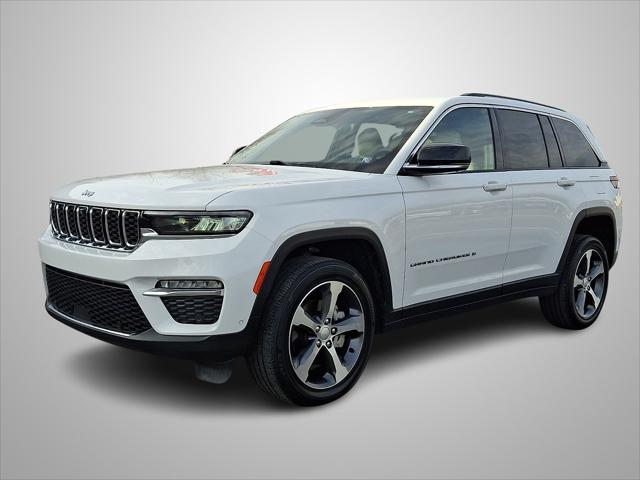 2023 Jeep Grand Cherokee Limited 4x4 2023 Jeep Grand Cherokee Limited 4x4