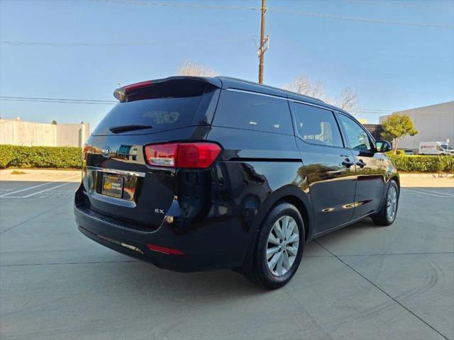 2016 Kia Sedona EX
