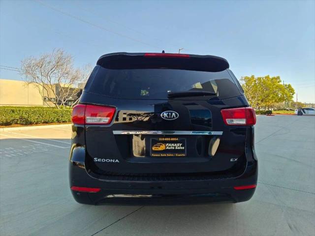 2016 Kia Sedona EX