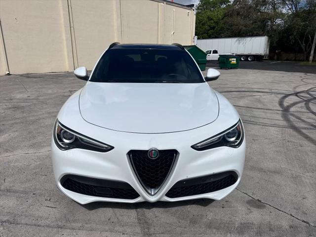 2022 Alfa Romeo Stelvio Ti AWD