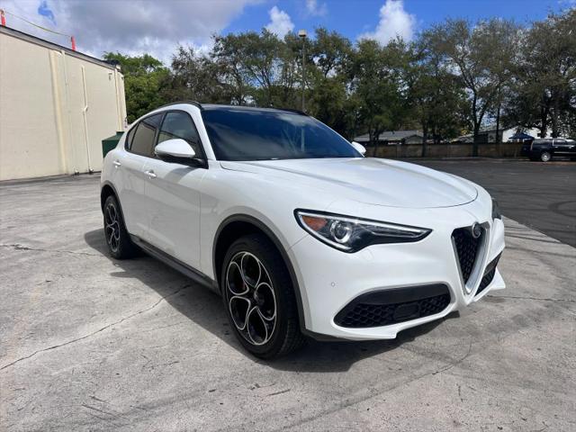 2022 Alfa Romeo Stelvio Ti AWD