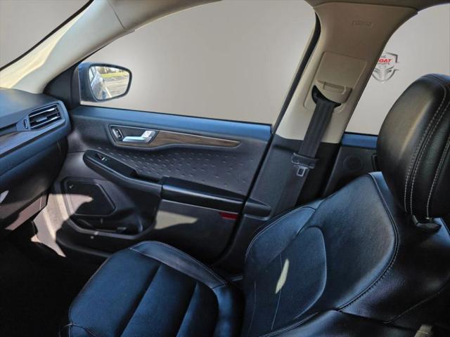 2020 Ford Escape Titanium