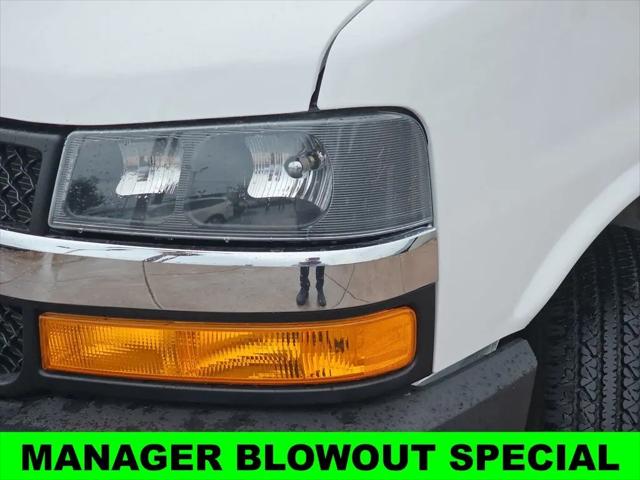 2024 Chevrolet Express Cargo Van RWD 2500 Regular Wheelbase WT