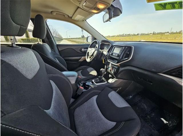 2018 Jeep Cherokee Latitude FWD