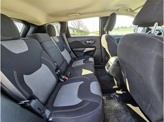 2018 Jeep Cherokee Latitude FWD