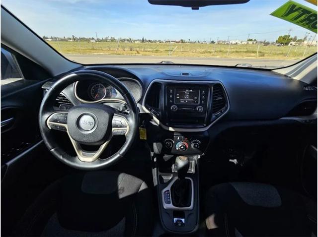 2018 Jeep Cherokee Latitude FWD