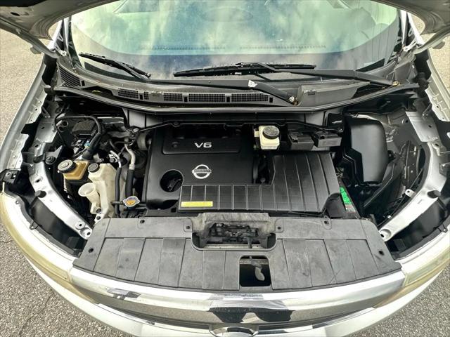 2011 Nissan Quest SV