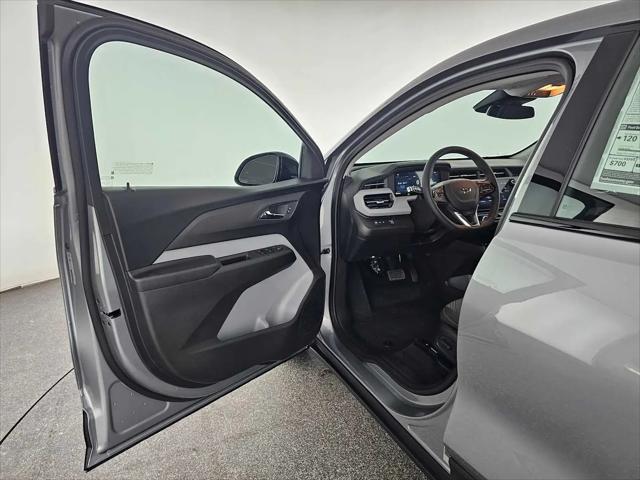 2027 Chevrolet Bolt LT FWD