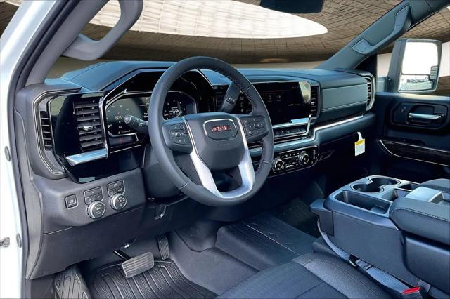 2026 GMC Sierra 2500HD Regular Cab, Long Bed, SLE, 4WD