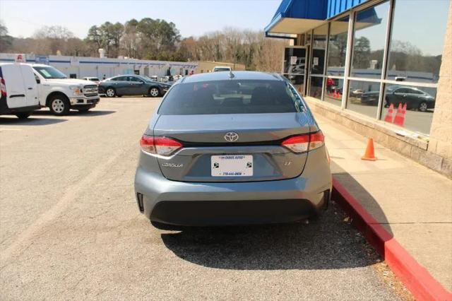 2022 Toyota Corolla LE