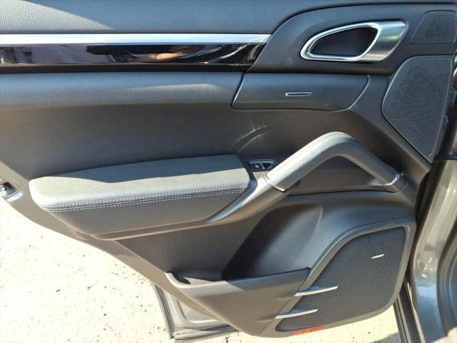 2014 Porsche Cayenne S