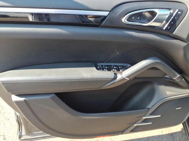2014 Porsche Cayenne S