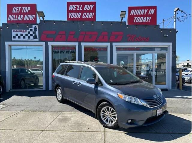 2017 Toyota Sienna XLE 8 Passenger for sale in Concord, CA