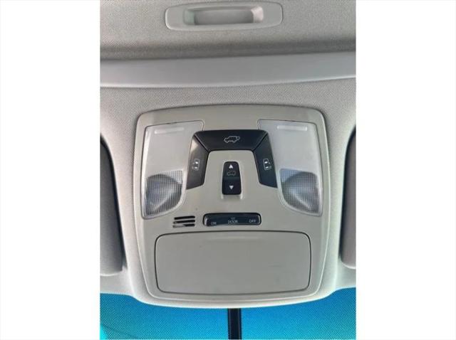 2017 Toyota Sienna XLE 8 Passenger