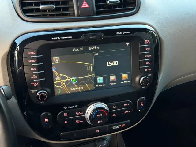 2016 Kia Soul +