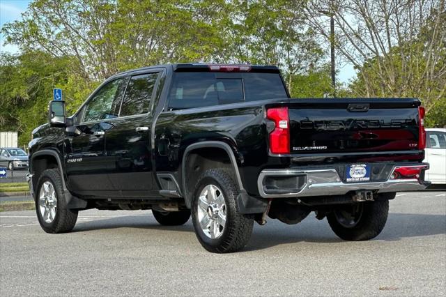 2022 Chevrolet Silverado 2500HD 4WD Crew Cab Standard Bed LTZ