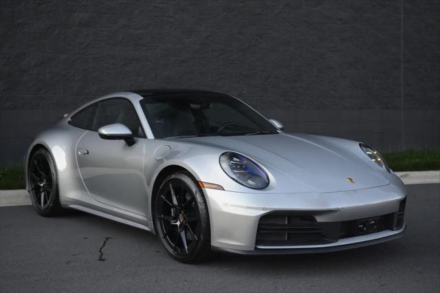2025 Porsche 911 Carrera