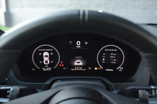 2025 Porsche 911 Carrera