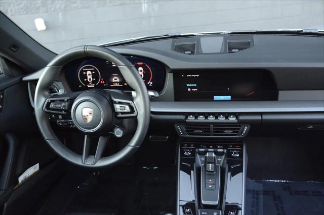 2025 Porsche 911 Carrera