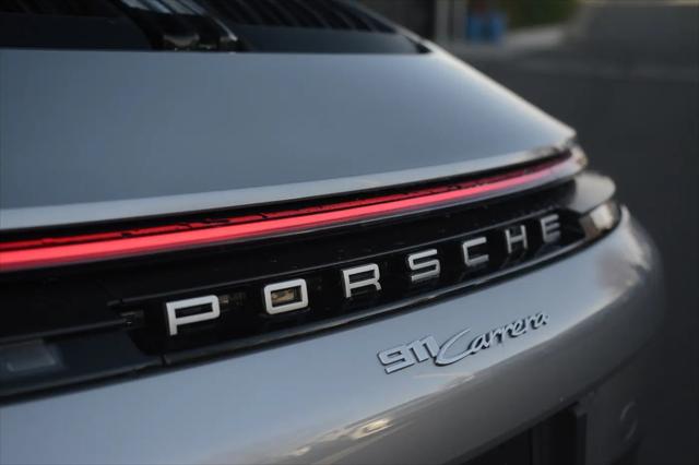 2025 Porsche 911 Carrera