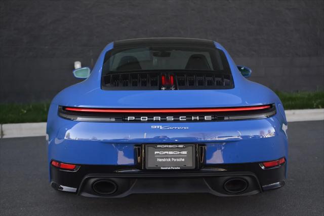 2025 Porsche 911 Carrera