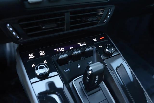 2025 Porsche 911 Carrera