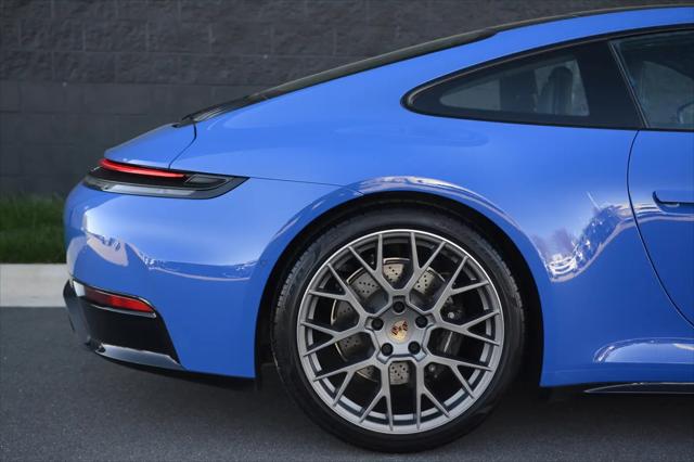 2025 Porsche 911 Carrera