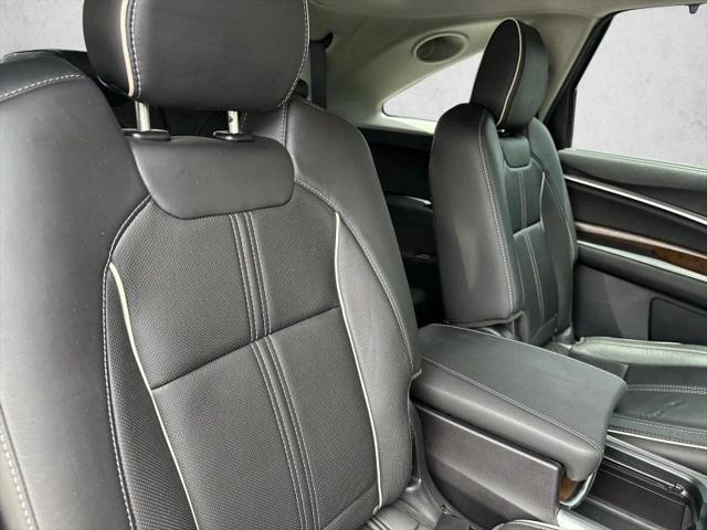 2017 Acura MDX w/Advance Package