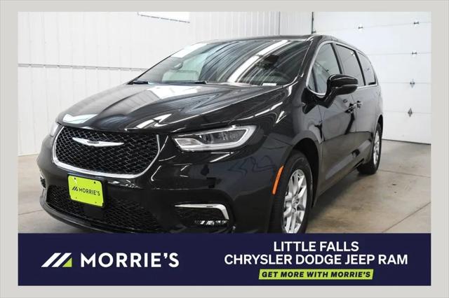 2026 Chrysler Pacifica Select for sale in Little Falls, MN