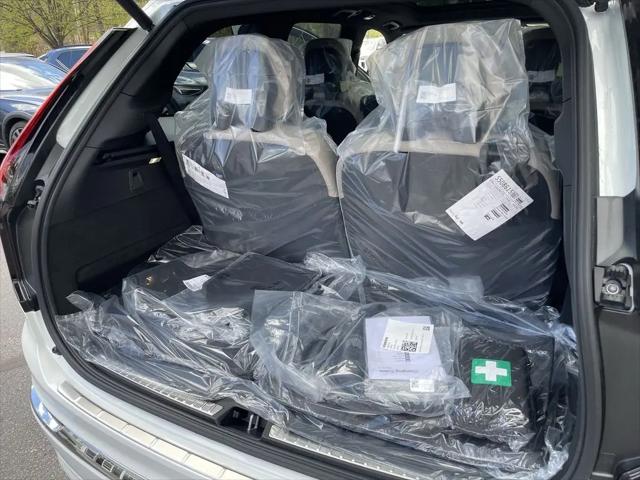 2026 Volvo XC90 Plug-In Hybrid Plus, T8 AWD, Electric/Gasoline, Bright, 7 Seats