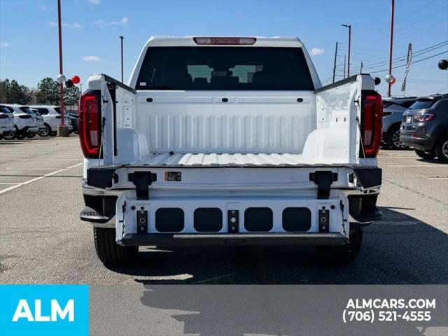 2025 GMC Sierra 1500 2WD Crew Cab Short Box SLT