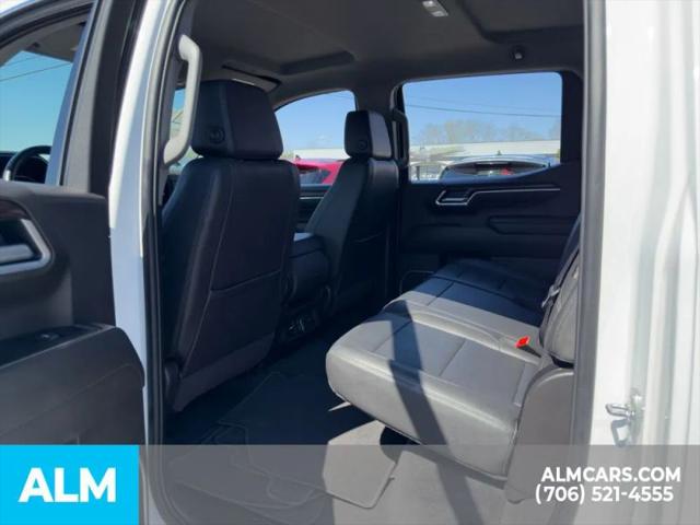 2025 GMC Sierra 1500 2WD Crew Cab Short Box SLT