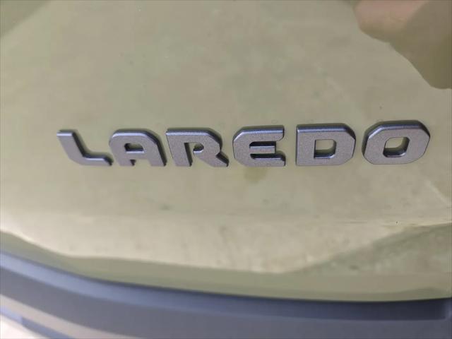 2026 Jeep Cherokee Laredo 4x4
