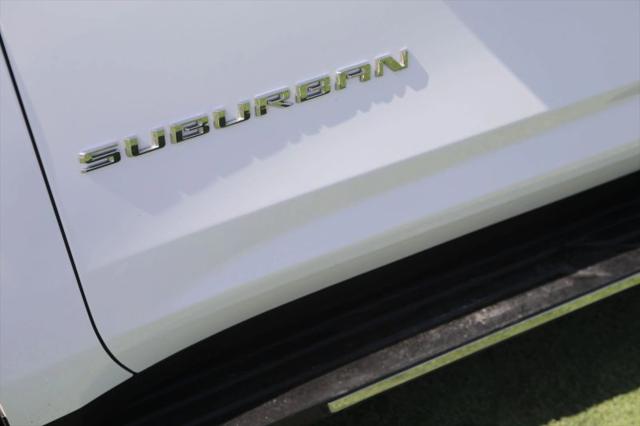 2024 Chevrolet Suburban 2WD LT