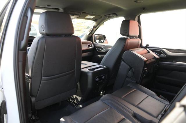 2024 Chevrolet Suburban 2WD LT