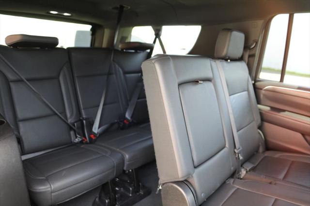 2024 Chevrolet Suburban 2WD LT