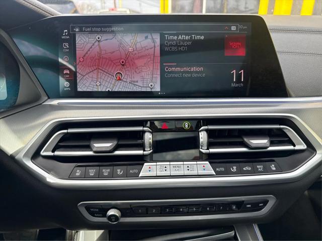 2021 BMW X5 M50i