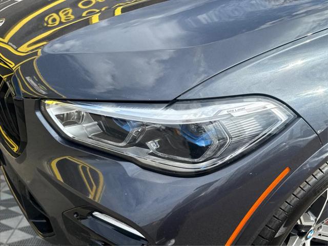 2021 BMW X5 M50i