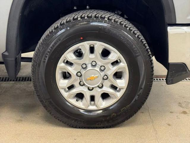 2026 Chevrolet Silverado 3500HD Crew Cab, Standard Bed, LT, 4WD