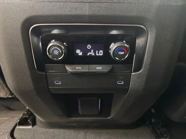 2026 Chevrolet Suburban LS, 4WD