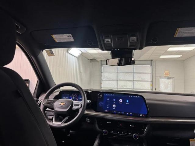 2026 Chevrolet Suburban LS, 4WD