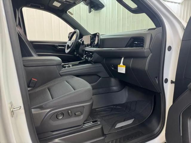 2026 Chevrolet Suburban LS, 4WD