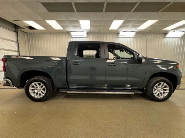 2026 Chevrolet Silverado 1500 4WD Crew Cab Standard Bed LT