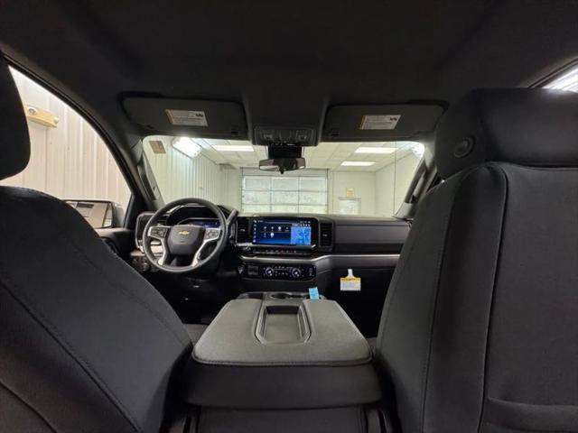 2026 Chevrolet Silverado 1500 4WD Crew Cab Standard Bed LT