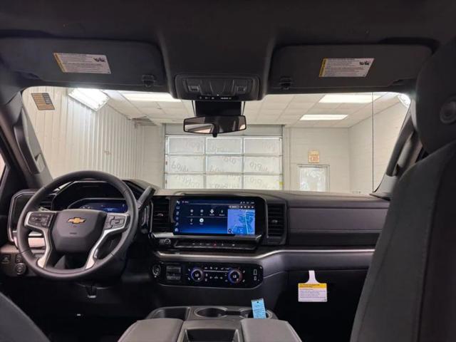 2026 Chevrolet Silverado 1500 4WD Crew Cab Standard Bed LT