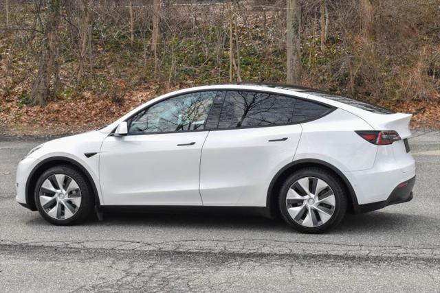 2021 Tesla Model Y Standard Range Rear-Wheel Drive