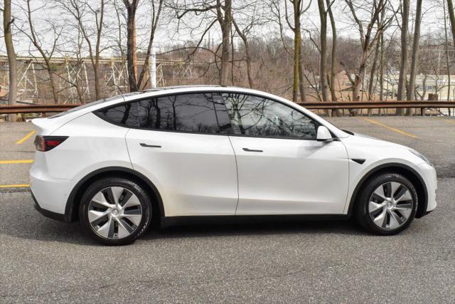 2021 Tesla Model Y Standard Range Rear-Wheel Drive
