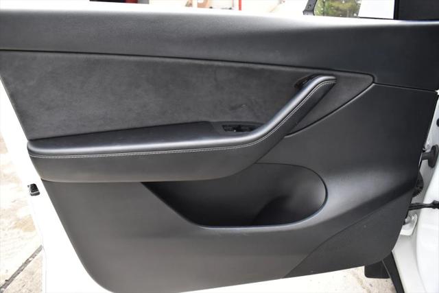 2021 Tesla Model Y Standard Range Rear-Wheel Drive