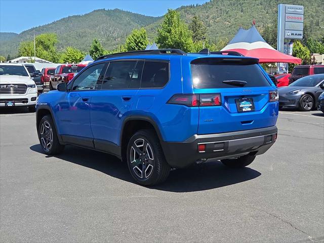 2026 Jeep Cherokee Laredo 4x4